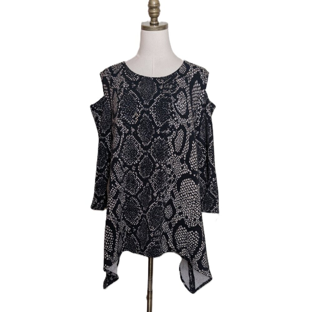 Caroline Rose Sparkly Snakeskin Cold Shoulder Sweater Size PXL Black Lagenlook